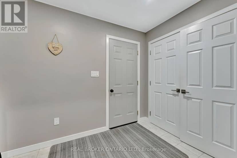 12 Albert Street — photo 20 of 40