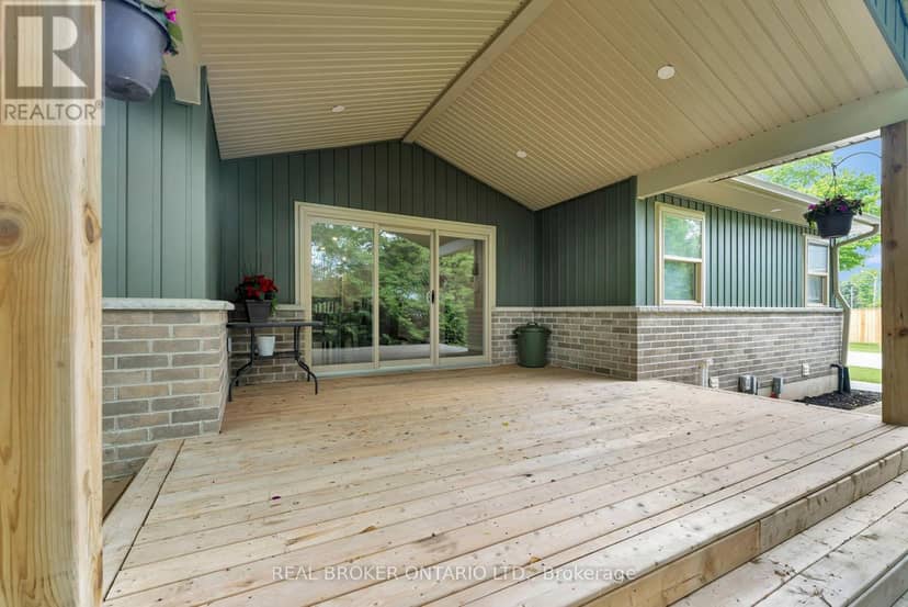 12 Albert Street — photo 32 of 40