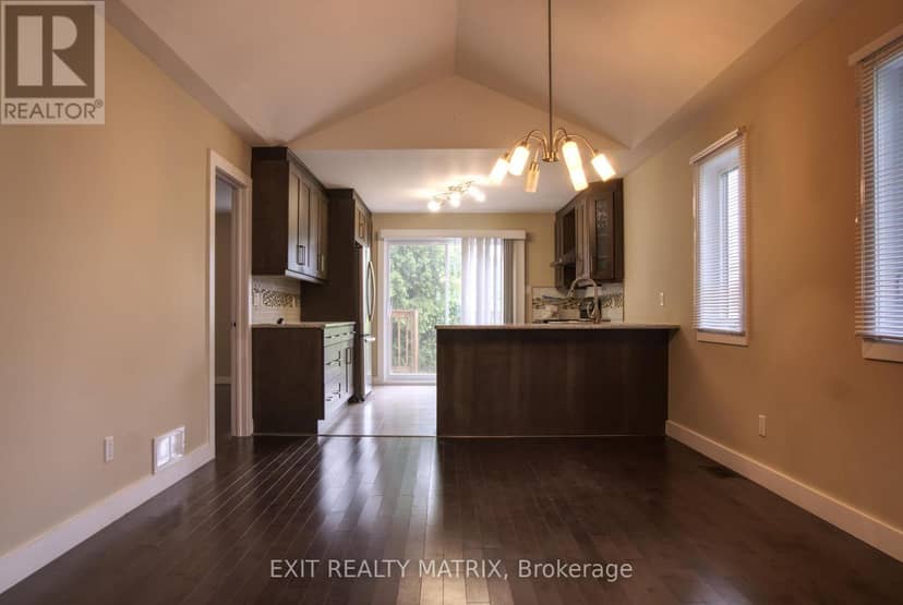 1557 Belcourt Boulevard — photo 4 of 40