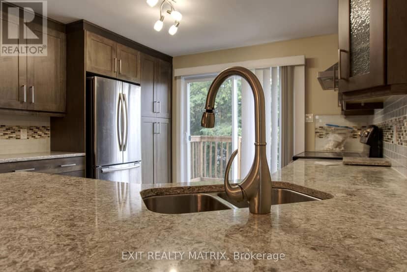 1557 Belcourt Boulevard — photo 6 of 40