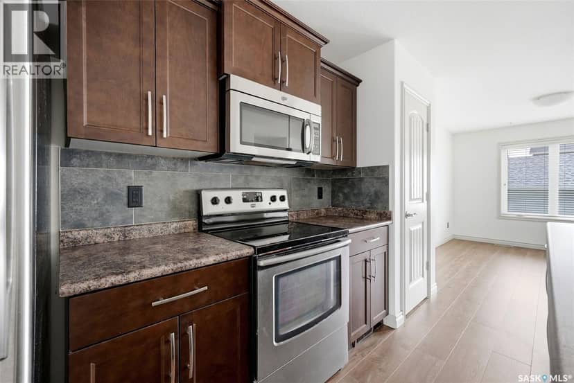 4348 Shaffer STREET — photo 12 of 40