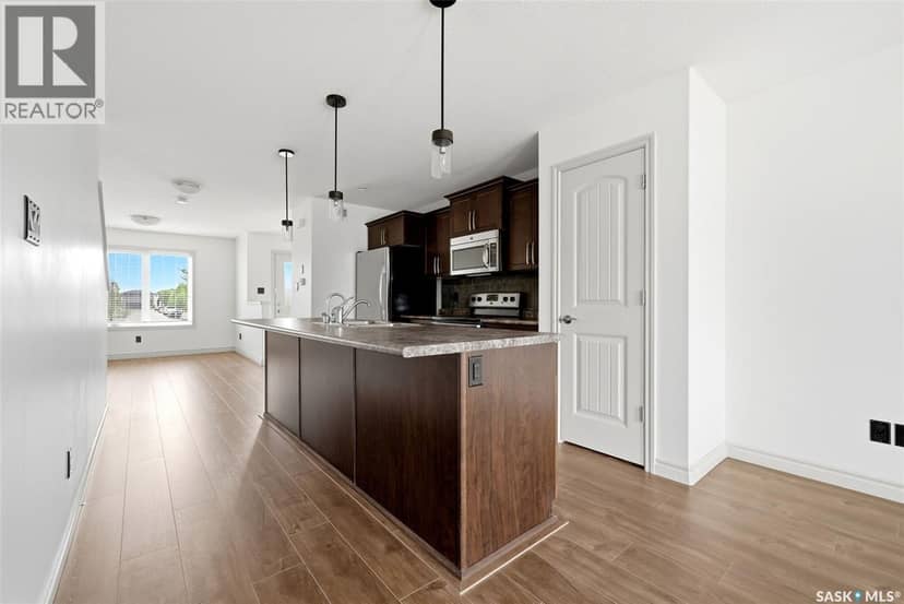4348 Shaffer STREET — photo 9 of 40