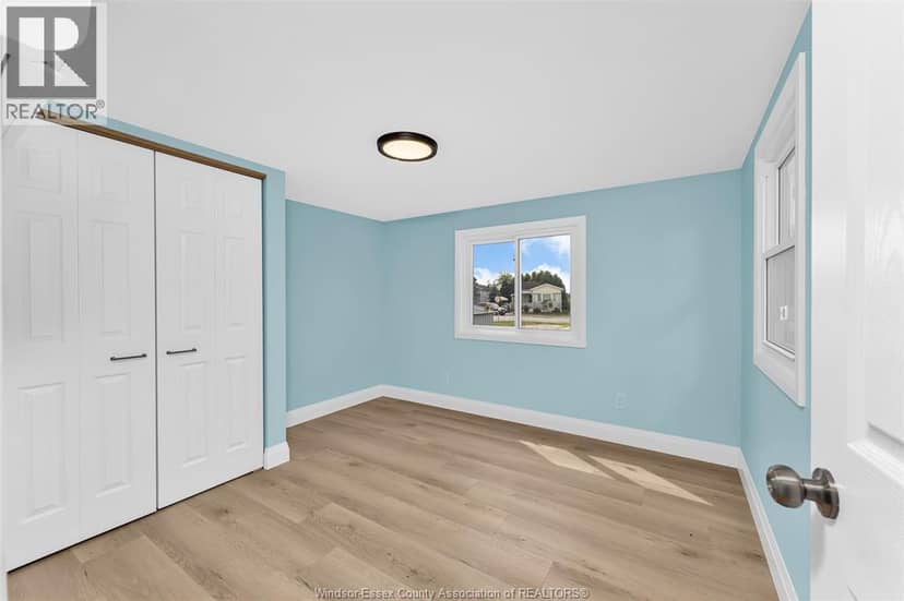 77 Julie Lane — photo 11 of 16