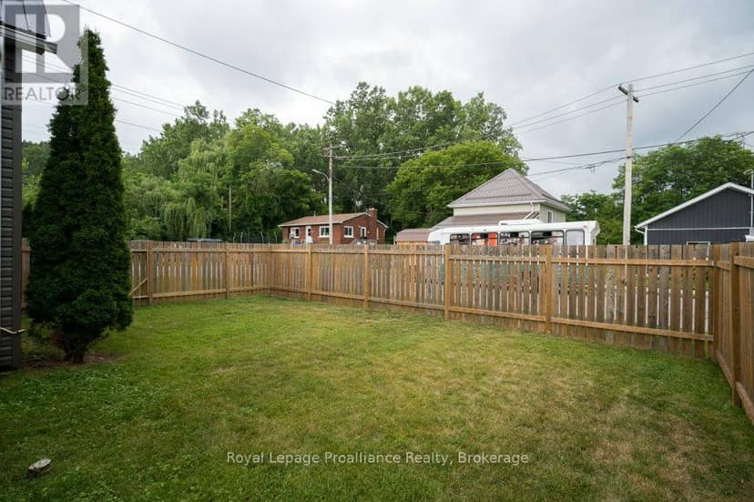 61 Pelham Street — photo 33 of 40