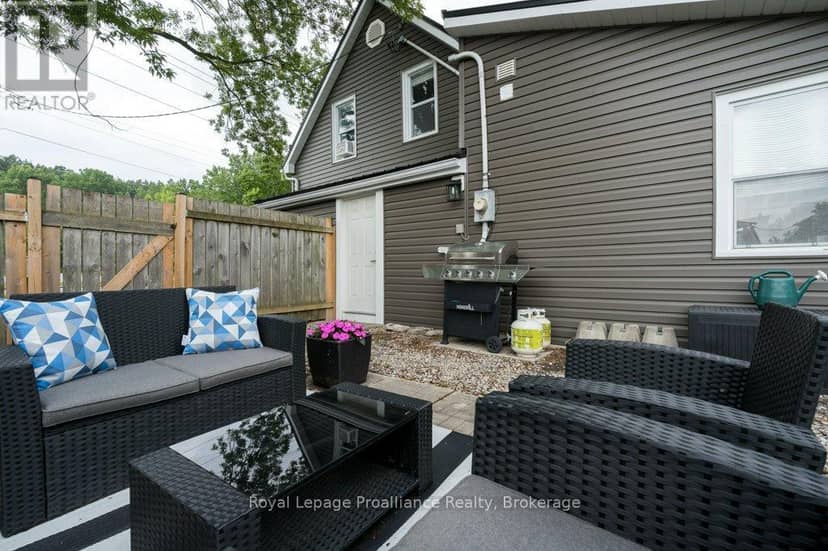 61 Pelham Street — photo 32 of 40