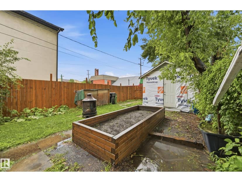 10714 103 ST NW — photo 36 of 40