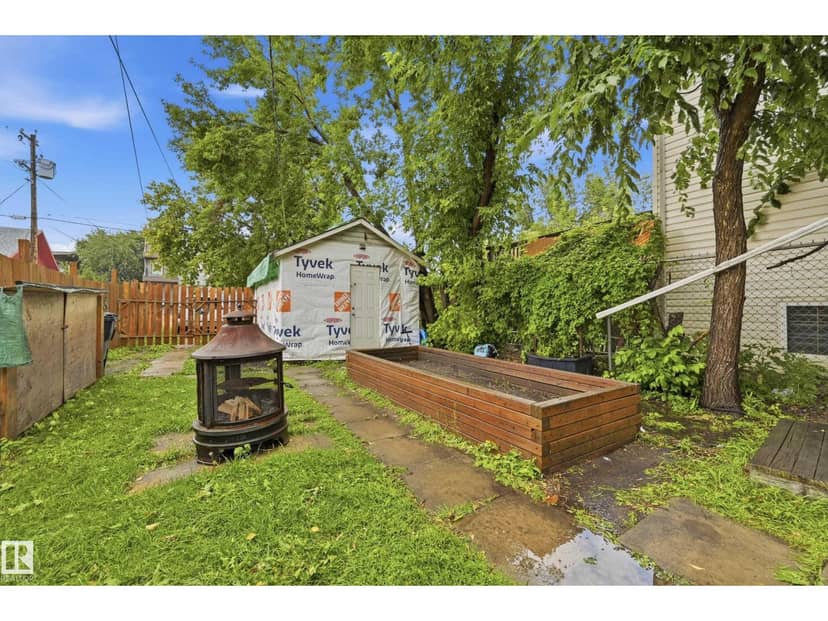 10714 103 ST NW — photo 39 of 40