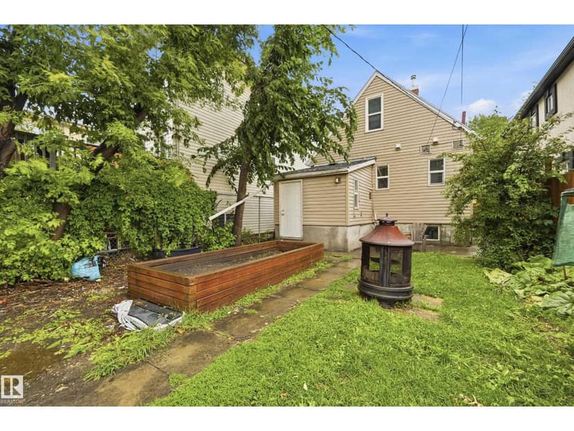 10714 103 ST NW — photo 38 of 40
