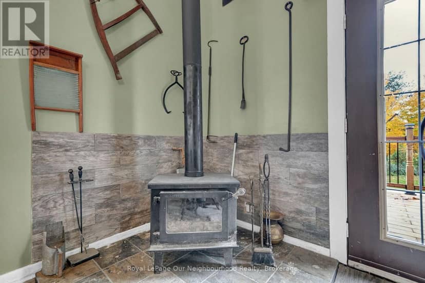 3828 Newtonville Road — photo 10 of 40