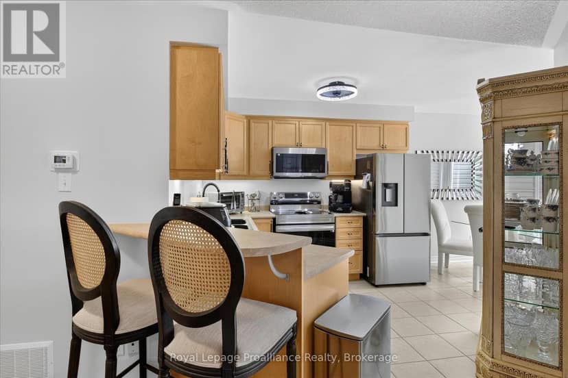 541 Garbutt Terrace — photo 13 of 40