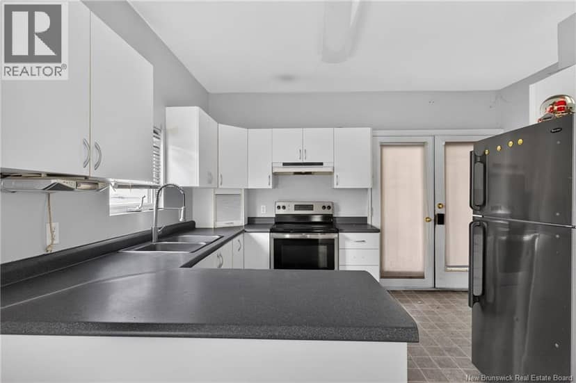 76-78 Belleview Avenue — photo 38 of 40