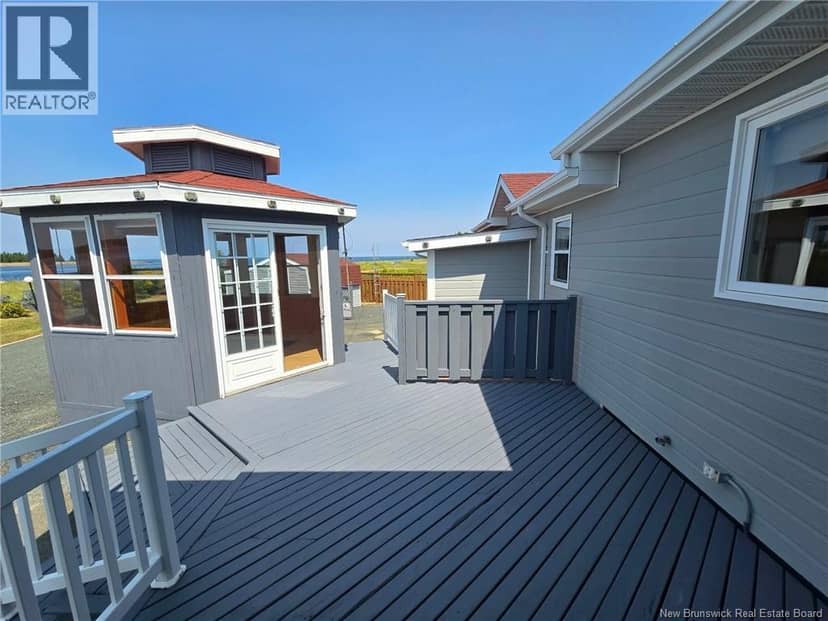25 Bayshore — photo 18 of 40