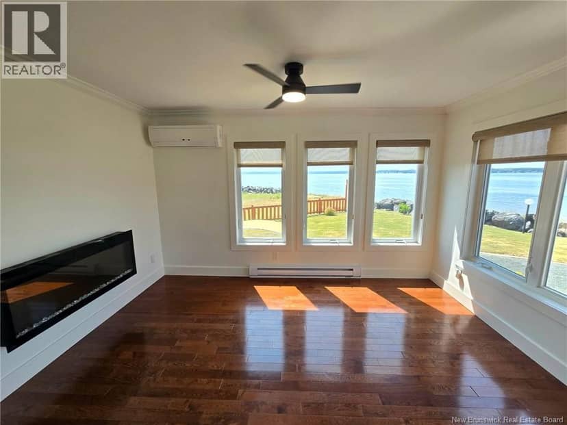25 Bayshore — photo 39 of 40