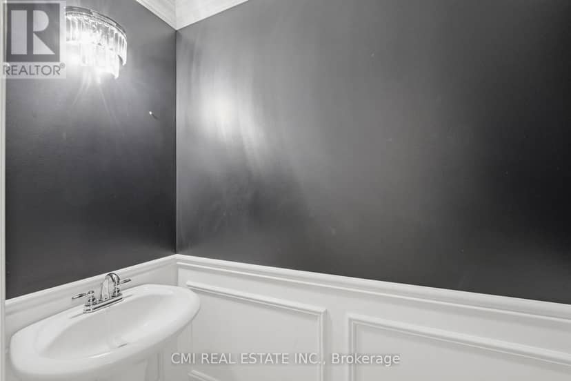 7 - 460 Woodmount Drive — photo 21 of 40