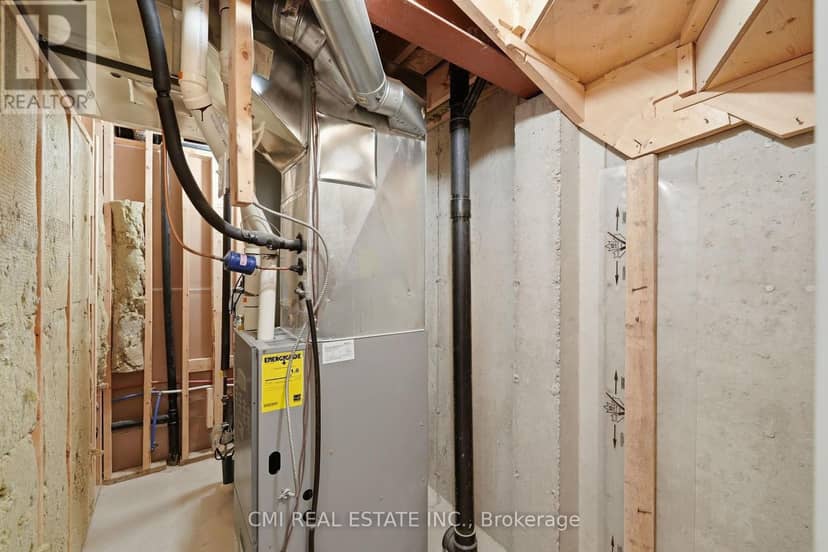 7 - 460 Woodmount Drive — photo 39 of 40