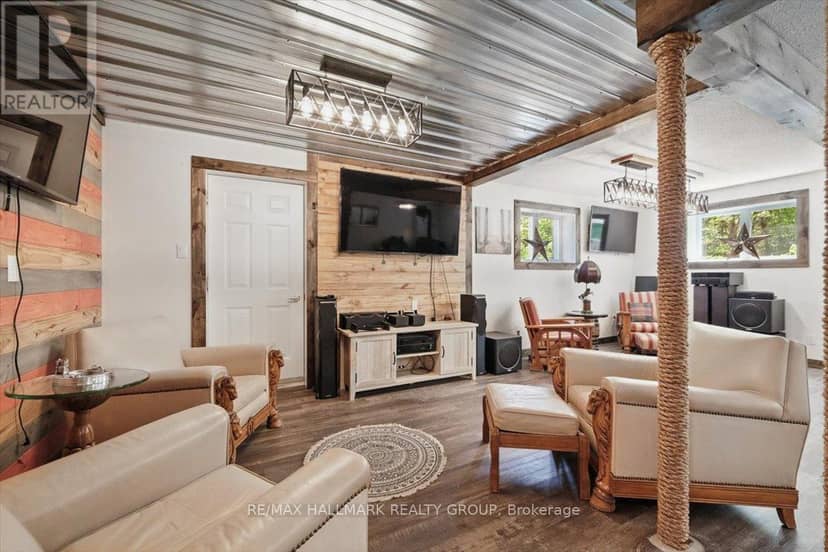 1720 Des Pins Road — photo 26 of 40