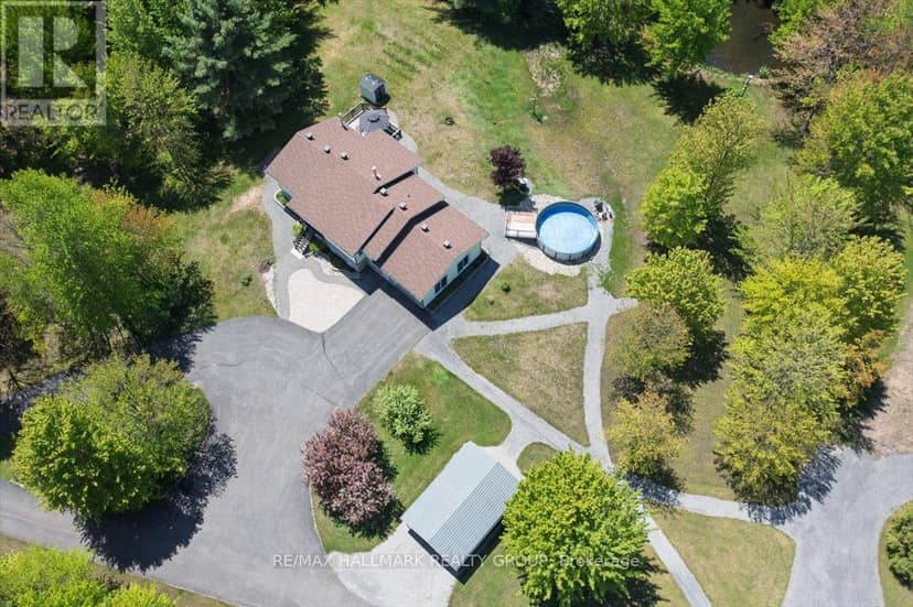 1720 Des Pins Road — photo 39 of 40