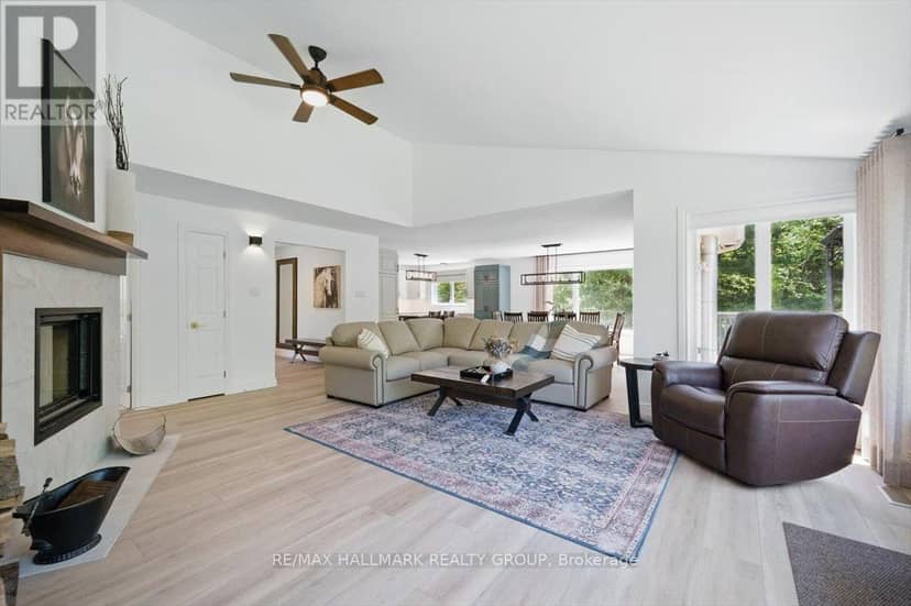 1720 Des Pins Road — photo 9 of 40