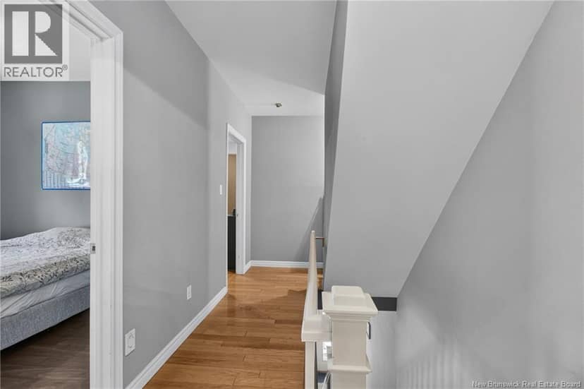 76-78 Belleview Avenue — photo 17 of 40