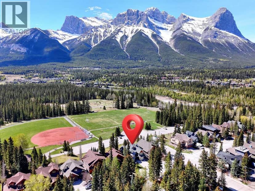 533 1st Street, Canmore, photo 2