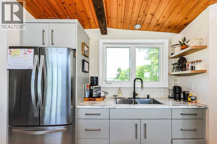 48012 195 Range, Rural Camrose County, photo 5
