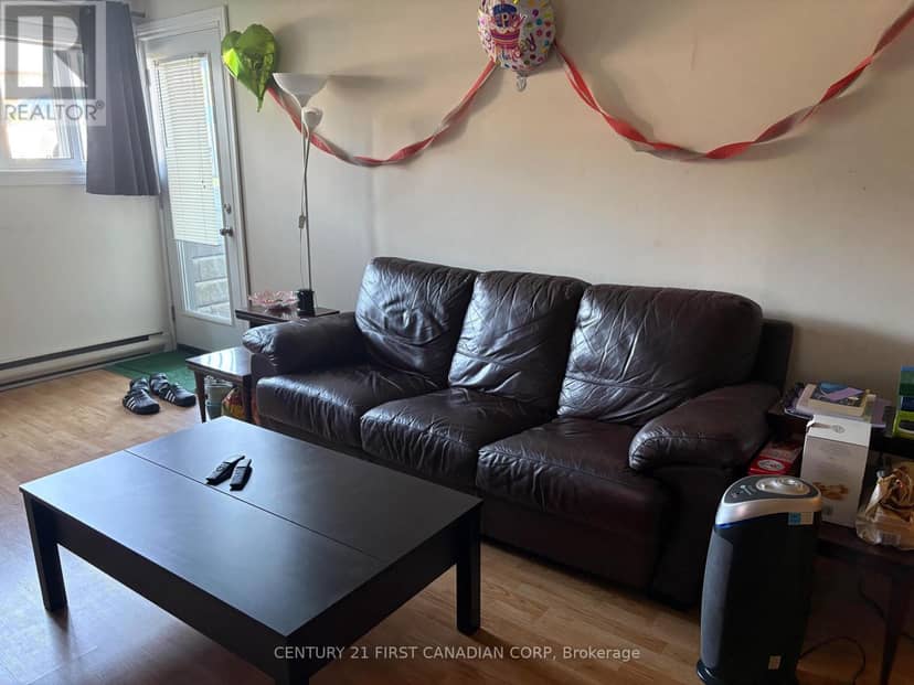 114 - 1 Jacksway Crescent — photo 8 of 17