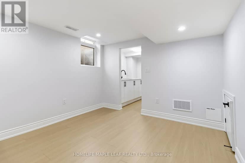 90 Burgby Avenue — photo 35 of 40