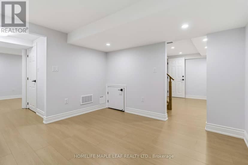 90 Burgby Avenue — photo 36 of 40