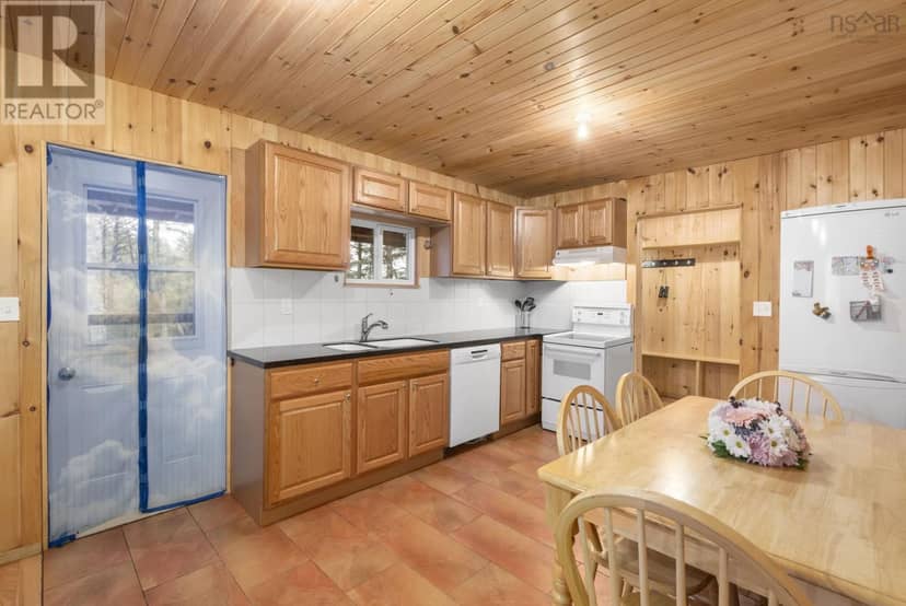 87 Edith's Point Road — photo 7 of 40