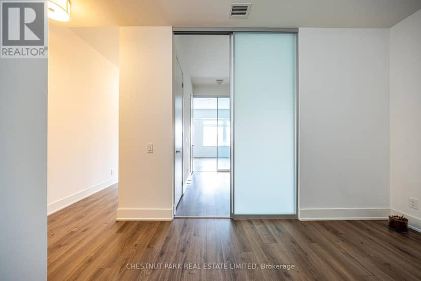 416 - 111 St Clair Avenue W — photo 20 of 30
