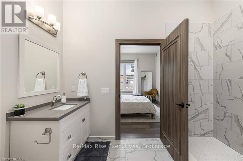 110 - 820 Gardiners Road — photo 31 of 39