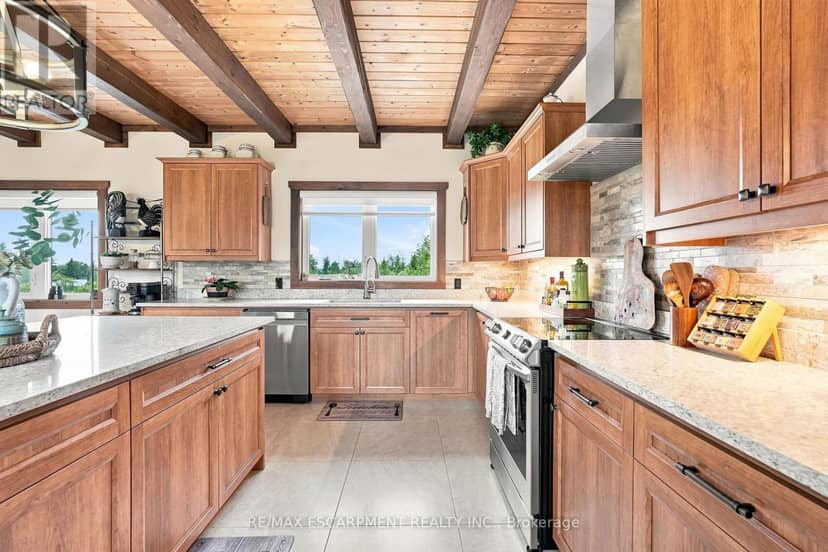 124288 Southgate Road 12 — photo 15 of 40