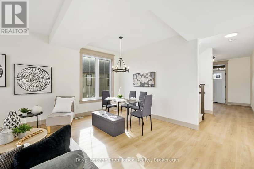 8 Merriman Court — photo 14 of 37