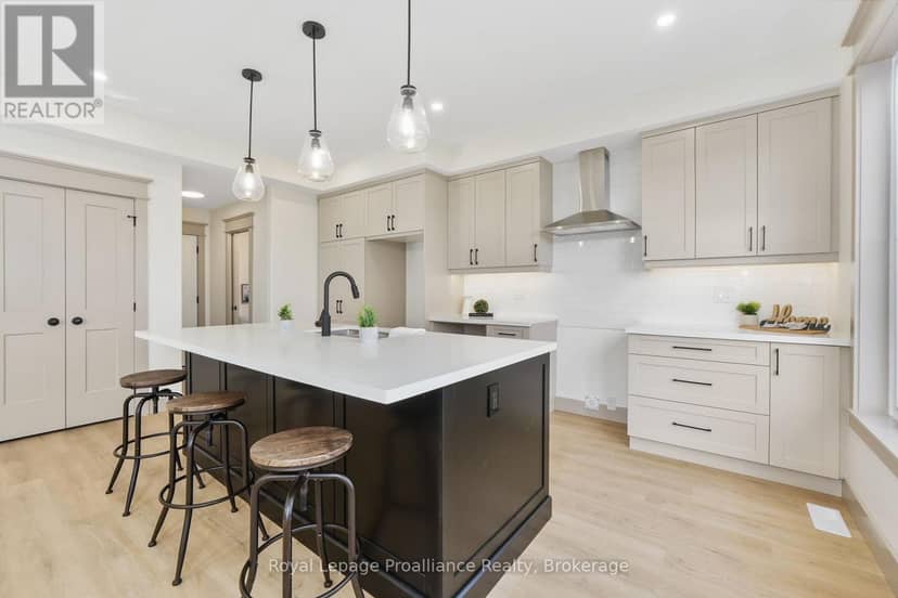 8 Merriman Court — photo 20 of 37