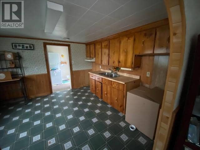 226-230 Main Road East Road — photo 9 of 15