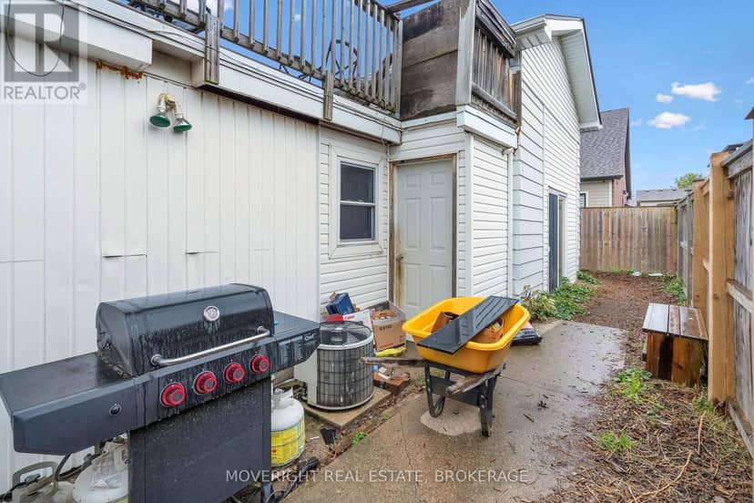 12 A Third Ave Louth Avenue — photo 32 of 40