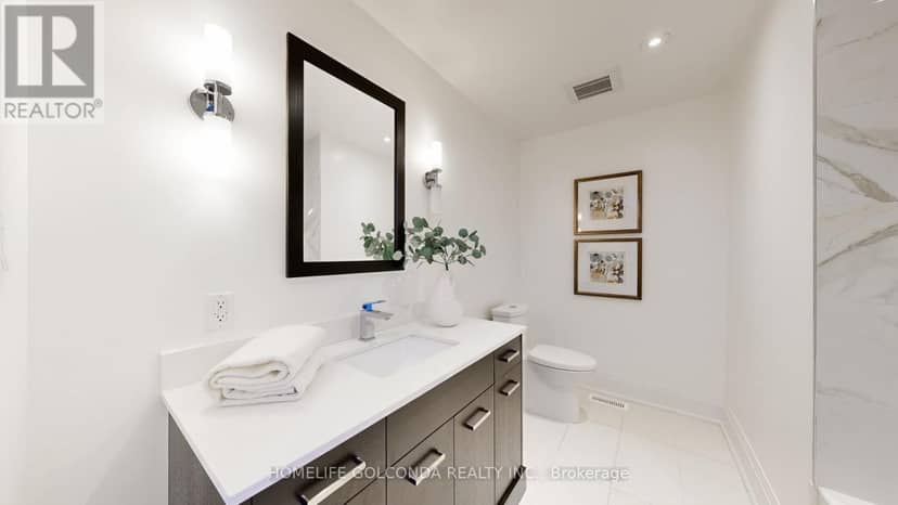 2466B Bayview Avenue — photo 38 of 40