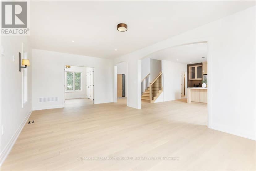 147 Lake Drive E — photo 18 of 40