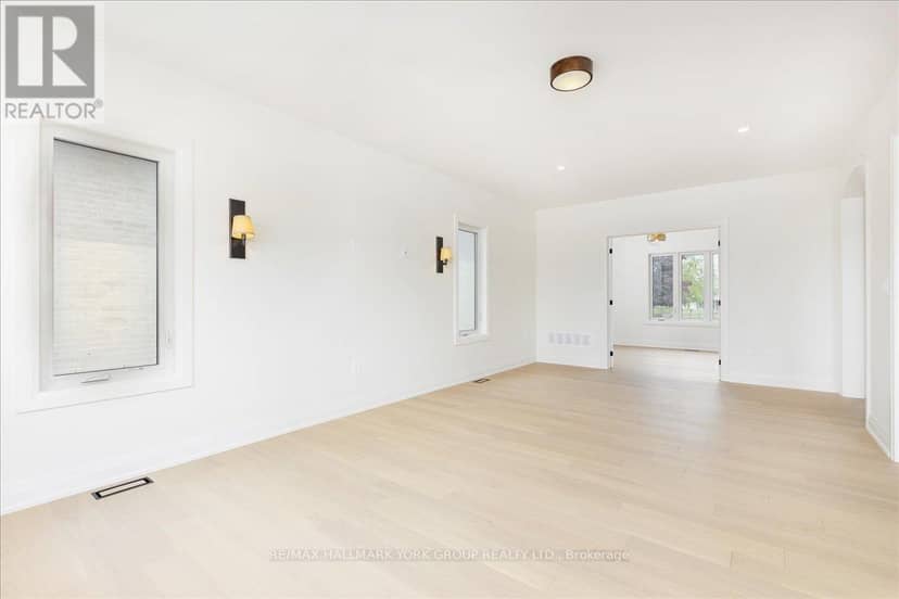 147 Lake Drive E — photo 26 of 40