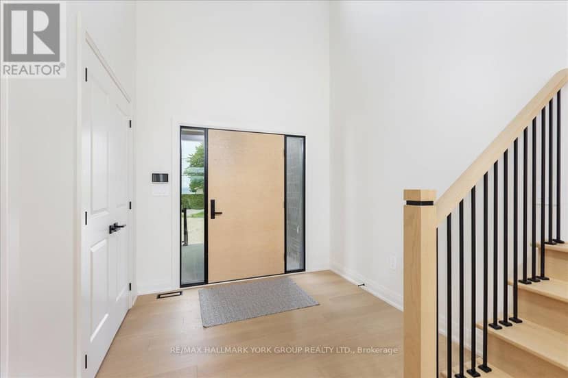 147 Lake Drive E — photo 4 of 40