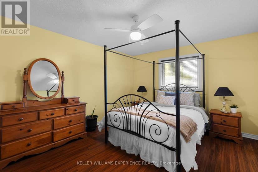 4 Campbell Avenue — photo 12 of 29