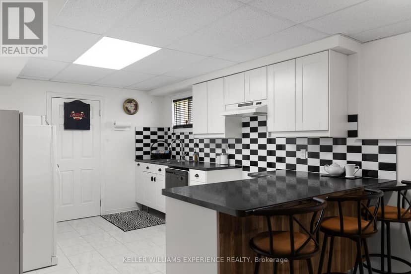 4 Campbell Avenue — photo 17 of 29