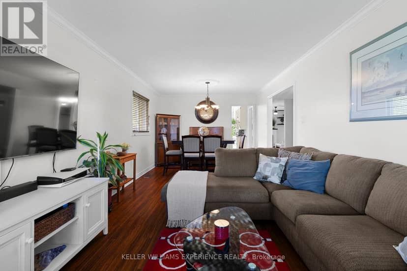 4 Campbell Avenue — photo 7 of 29