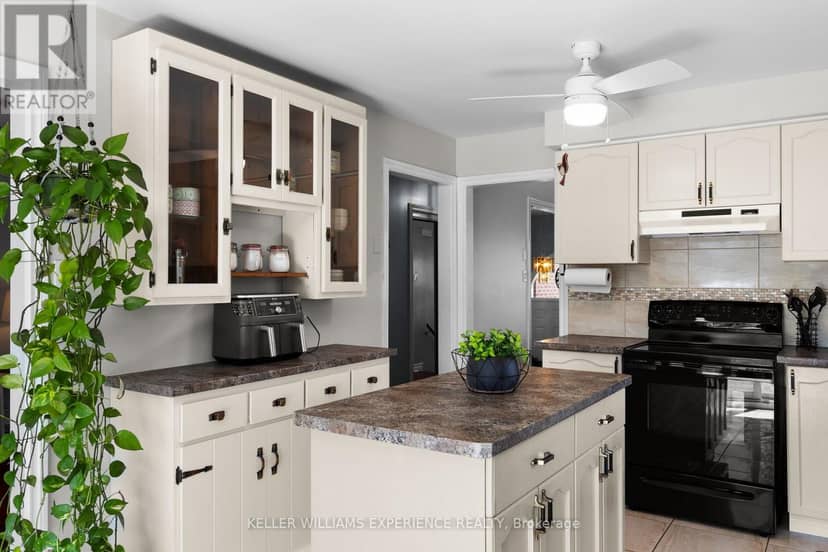 4 Campbell Avenue — photo 9 of 29