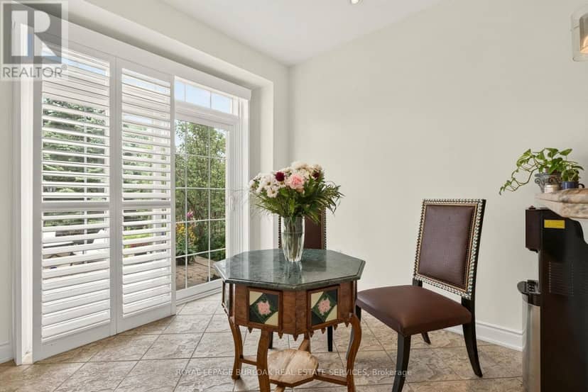 215 Burloak Drive — photo 12 of 40