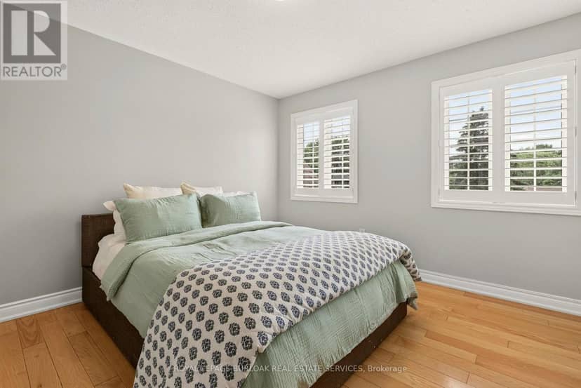 215 Burloak Drive — photo 29 of 40