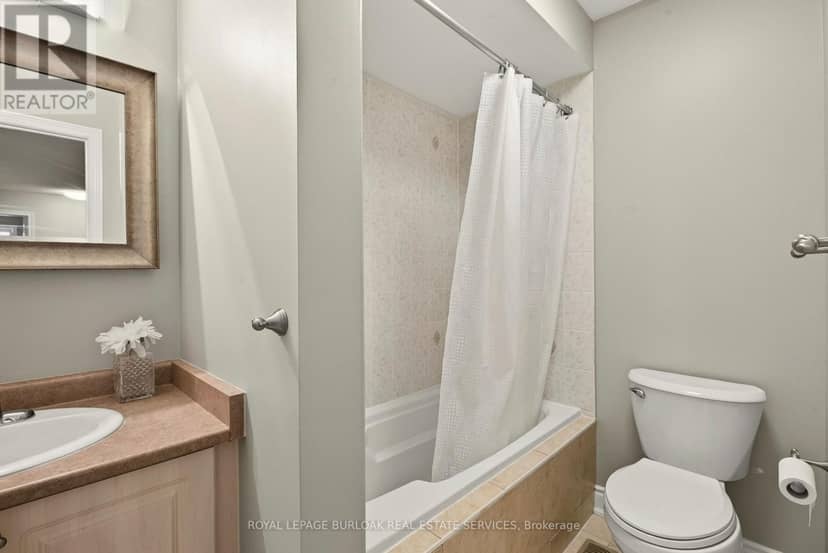 215 Burloak Drive — photo 30 of 40