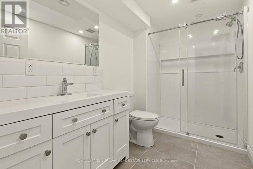 215 Burloak Drive — photo 37 of 40