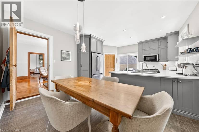 22 SOPHIA Street — photo 27 of 40