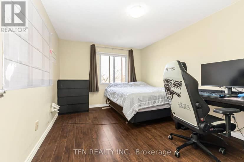 9 - 4165 Fieldgate Drive — photo 17 of 23